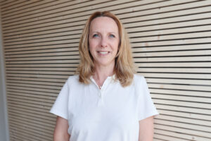 Claudia Geyrhofer, Pebios